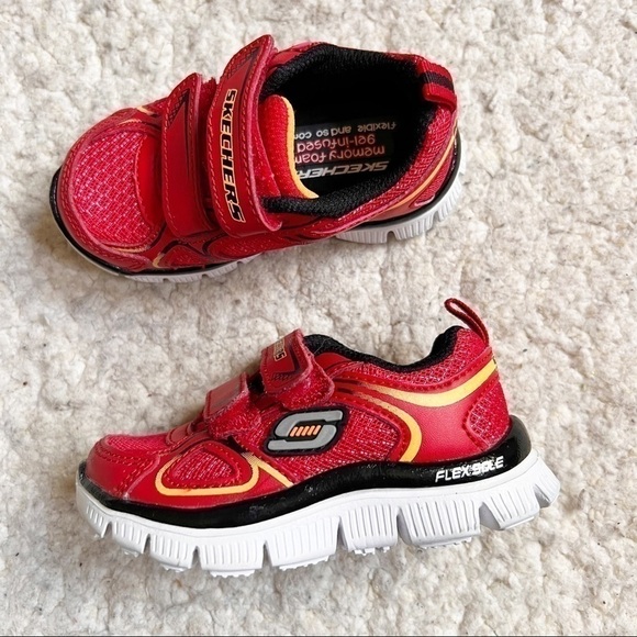 Skechers Kids Red Black Flex Advantage Mini Rush Sneaker (Toddler) Size 5 - Picture 1 of 9